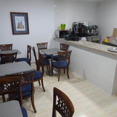 Hostal Lavapies Madrid Luaran gambar
