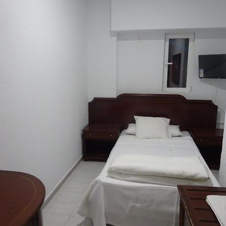 Hostal Lavapies Madrid Luaran gambar