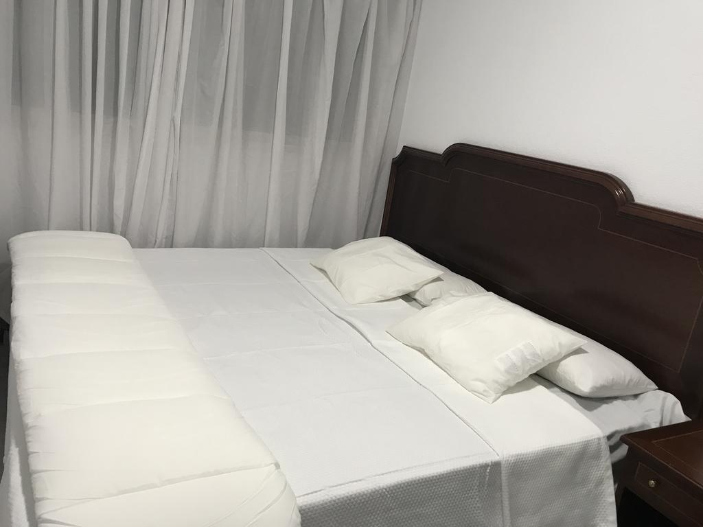 Hostal Lavapies Madrid Luaran gambar