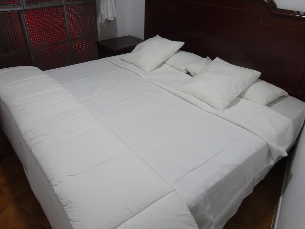 Hostal Lavapies Madrid Bilik gambar
