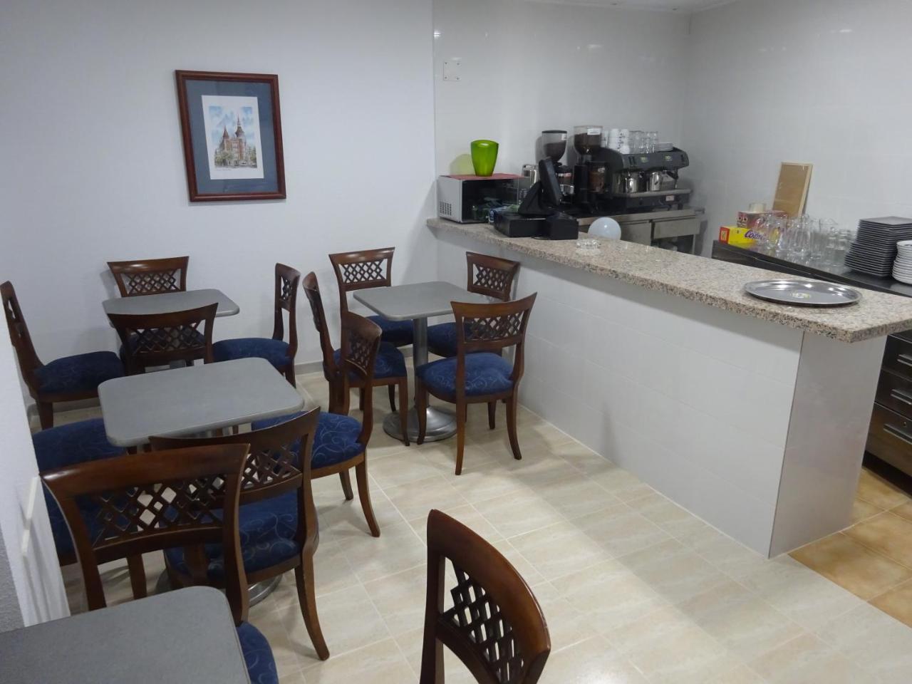 Hostal Lavapies Madrid Luaran gambar