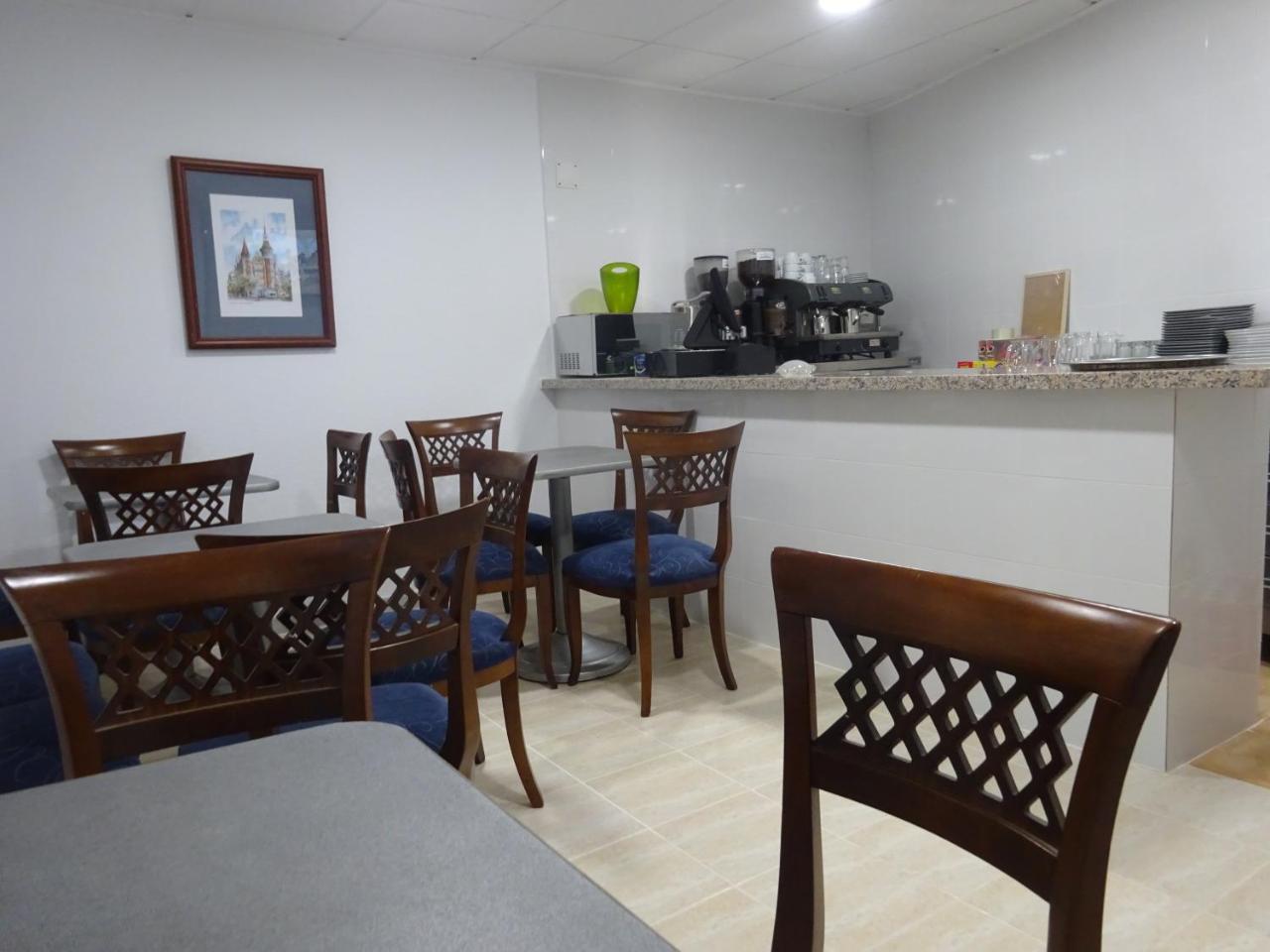 Hostal Lavapies Madrid Luaran gambar